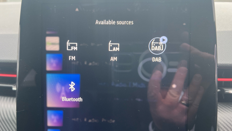 Renault Clio 1.0 TCe 90 RS Line 5dr Petrol Hatchback